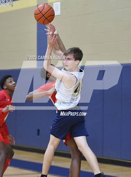 Thumbnail 3 in Cypress Ranch vs Cypress Lakes (B Teams) photogallery.
