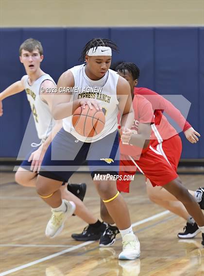 Thumbnail 3 in Cypress Ranch vs Cypress Lakes (B Teams) photogallery.