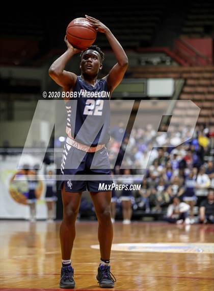 Thumbnail 2 in Independence vs. Redwood (CIF D2 Central Section Championship) photogallery.