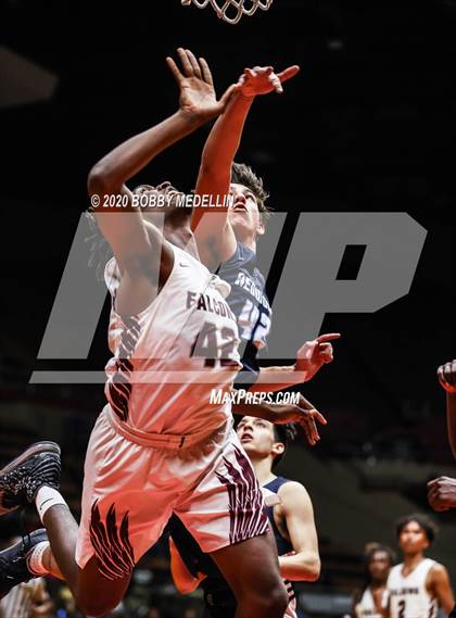 Thumbnail 1 in Independence vs. Redwood (CIF D2 Central Section Championship) photogallery.