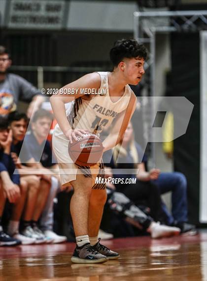 Thumbnail 2 in Independence vs. Redwood (CIF D2 Central Section Championship) photogallery.