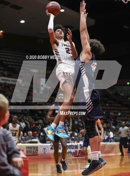 Thumbnail 1 in Independence vs. Redwood (CIF D2 Central Section Championship) photogallery.