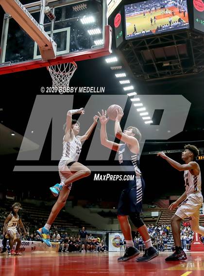 Thumbnail 1 in Independence vs. Redwood (CIF D2 Central Section Championship) photogallery.