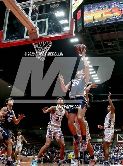 Thumbnail 2 in Independence vs. Redwood (CIF D2 Central Section Championship) photogallery.