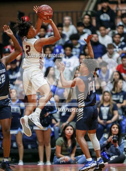 Thumbnail 2 in Independence vs. Redwood (CIF D2 Central Section Championship) photogallery.
