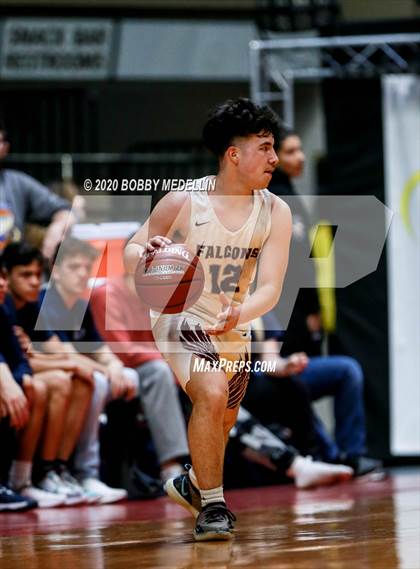Thumbnail 3 in Independence vs. Redwood (CIF D2 Central Section Championship) photogallery.