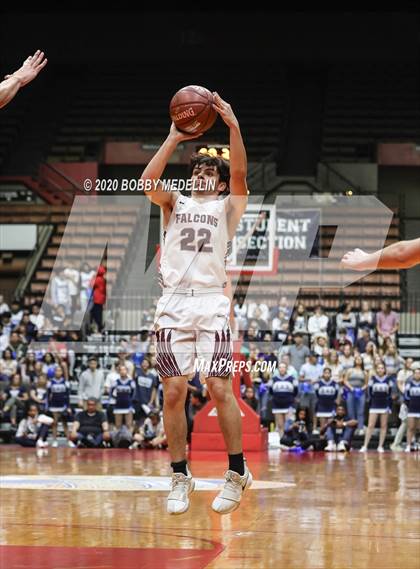 Thumbnail 3 in Independence vs. Redwood (CIF D2 Central Section Championship) photogallery.