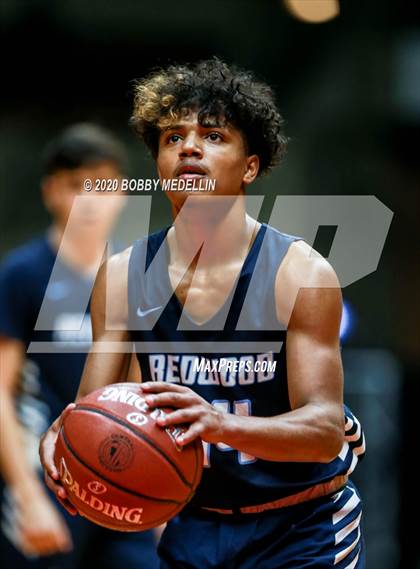 Thumbnail 1 in Independence vs. Redwood (CIF D2 Central Section Championship) photogallery.