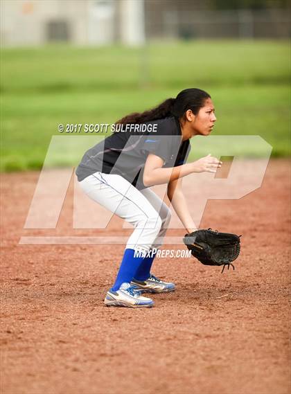 Thumbnail 2 in Sutherlin @ Sweet Home photogallery.