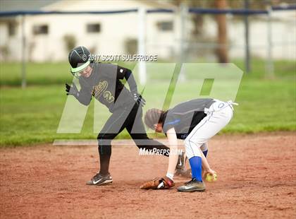 Thumbnail 2 in Sutherlin @ Sweet Home photogallery.