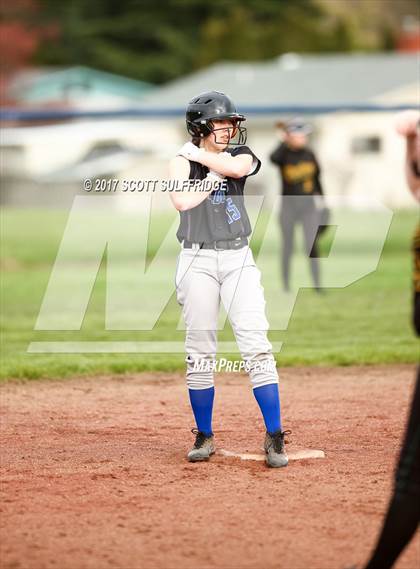 Thumbnail 3 in Sutherlin @ Sweet Home photogallery.