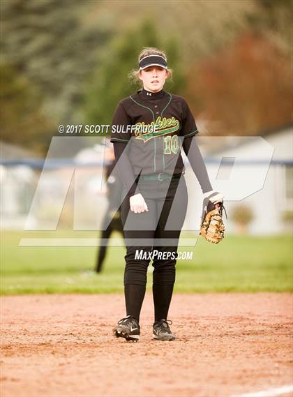 Thumbnail 3 in Sutherlin @ Sweet Home photogallery.