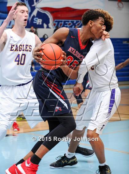 Thumbnail 2 in Richardson vs. Atascocita (McDonald's Texas Invitational) photogallery.