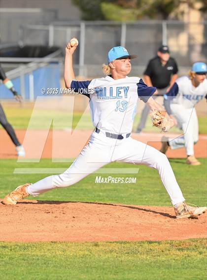 Thumbnail 1 in Flagstaff @ Deer Valley  (AIA 4A Round 2B Playoff) photogallery.