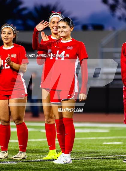 Thumbnail 2 in Troy vs. Mater Dei (CIF SS D1 Final)  photogallery.