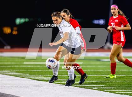 Thumbnail 3 in Troy vs. Mater Dei (CIF SS D1 Final)  photogallery.