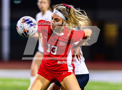 Thumbnail 3 in Troy vs. Mater Dei (CIF SS D1 Final)  photogallery.
