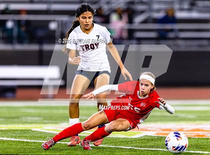 Thumbnail 1 in Troy vs. Mater Dei (CIF SS D1 Final)  photogallery.