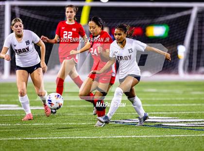 Thumbnail 3 in Troy vs. Mater Dei (CIF SS D1 Final)  photogallery.