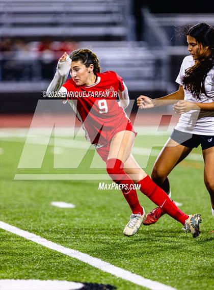 Thumbnail 1 in Troy vs. Mater Dei (CIF SS D1 Final)  photogallery.