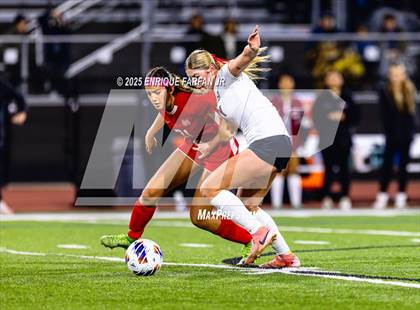 Thumbnail 1 in Troy vs. Mater Dei (CIF SS D1 Final)  photogallery.