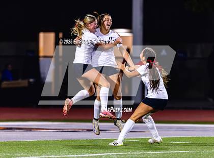 Thumbnail 3 in Troy vs. Mater Dei (CIF SS D1 Final)  photogallery.