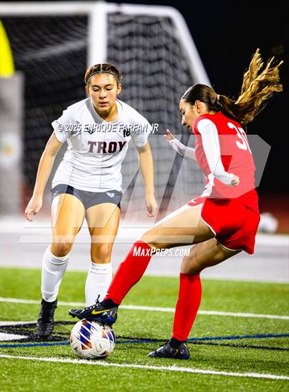 Thumbnail 3 in Troy vs. Mater Dei (CIF SS D1 Final)  photogallery.