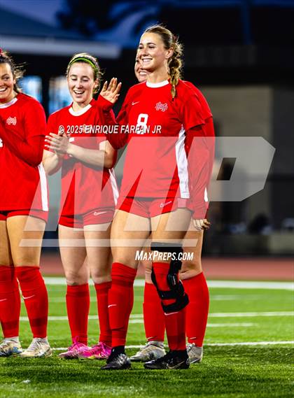 Thumbnail 3 in Troy vs. Mater Dei (CIF SS D1 Final)  photogallery.