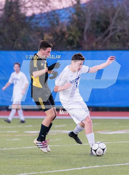 Thumbnail 3 in Hastings vs. Westhill (NYSPHSAA Class B Final) photogallery.