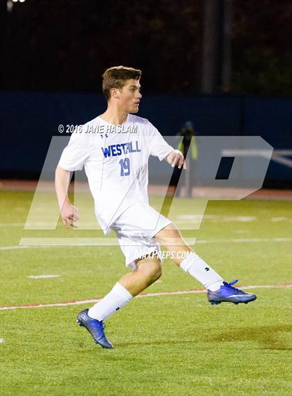 Thumbnail 2 in Hastings vs. Westhill (NYSPHSAA Class B Final) photogallery.