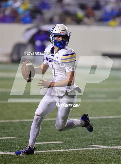 Thumbnail 3 in Spring Hill vs. Rector (AAA 8 Man Final) photogallery.