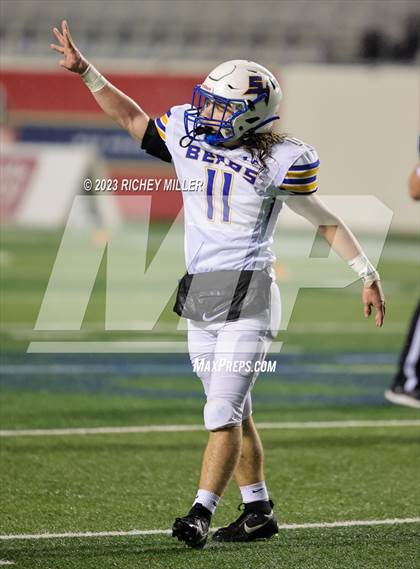 Thumbnail 1 in Spring Hill vs. Rector (AAA 8 Man Final) photogallery.