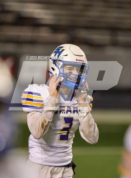 Thumbnail 3 in Spring Hill vs. Rector (AAA 8 Man Final) photogallery.