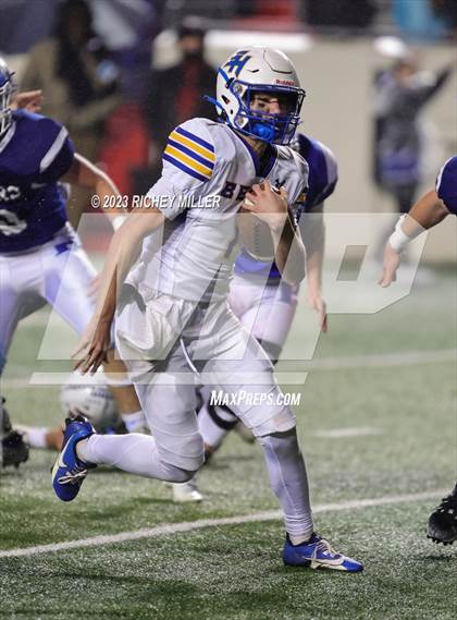 Thumbnail 1 in Spring Hill vs. Rector (AAA 8 Man Final) photogallery.
