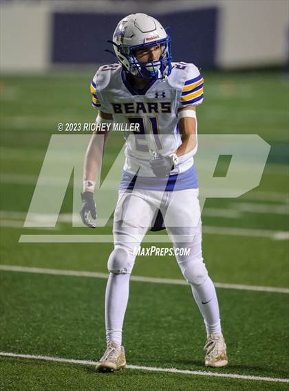 Thumbnail 1 in Spring Hill vs. Rector (AAA 8 Man Final) photogallery.