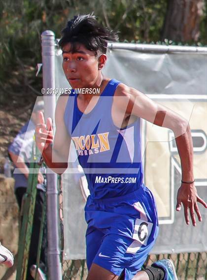 Thumbnail 2 in FVL Championships (100, 200, 400, 800 Meter) photogallery.