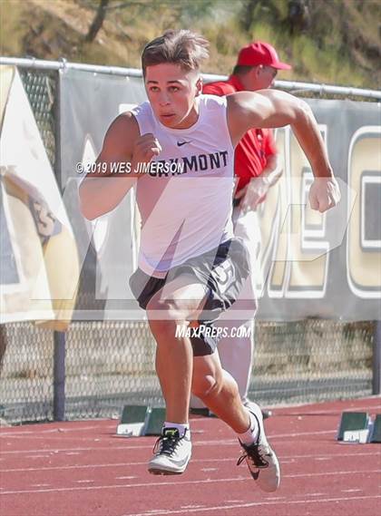 Thumbnail 1 in FVL Championships (100, 200, 400, 800 Meter) photogallery.