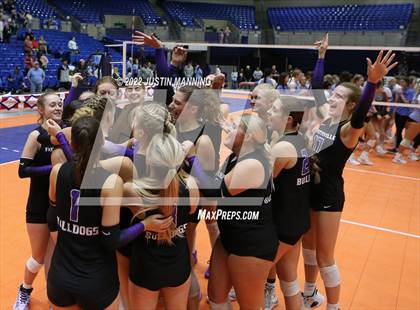 Thumbnail 3 in Fayetteville vs. Southside (AAA 6A State Final) photogallery.