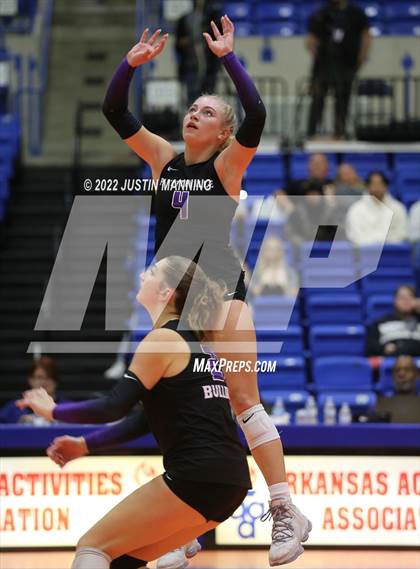 Thumbnail 1 in Fayetteville vs. Southside (AAA 6A State Final) photogallery.