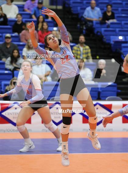 Thumbnail 2 in Fayetteville vs. Southside (AAA 6A State Final) photogallery.