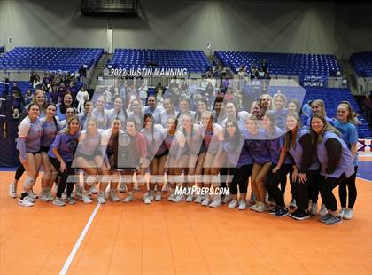 Thumbnail 2 in Fayetteville vs. Southside (AAA 6A State Final) photogallery.