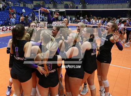 Thumbnail 1 in Fayetteville vs. Southside (AAA 6A State Final) photogallery.