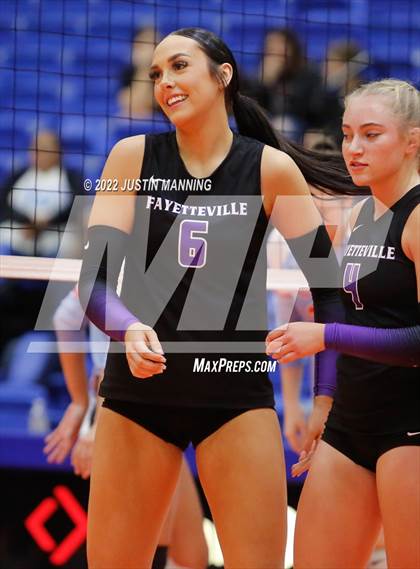 Thumbnail 1 in Fayetteville vs. Southside (AAA 6A State Final) photogallery.