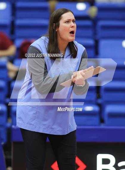 Thumbnail 1 in Fayetteville vs. Southside (AAA 6A State Final) photogallery.