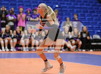 Thumbnail 1 in Fayetteville vs. Southside (AAA 6A State Final) photogallery.