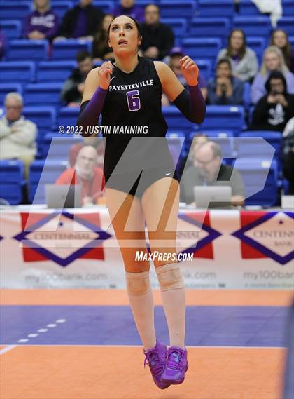Thumbnail 3 in Fayetteville vs. Southside (AAA 6A State Final) photogallery.
