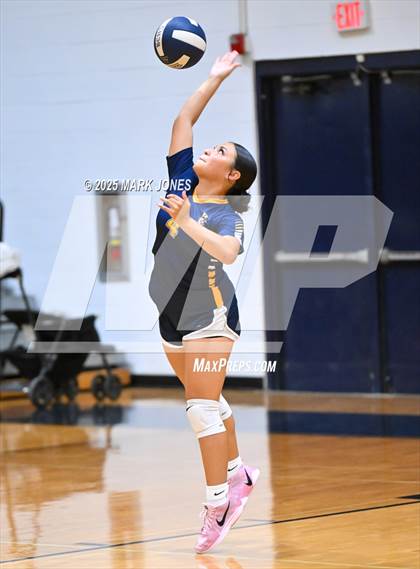 Thumbnail 2 in JV: Bourgade Catholic vs. Gilbert Christian photogallery.