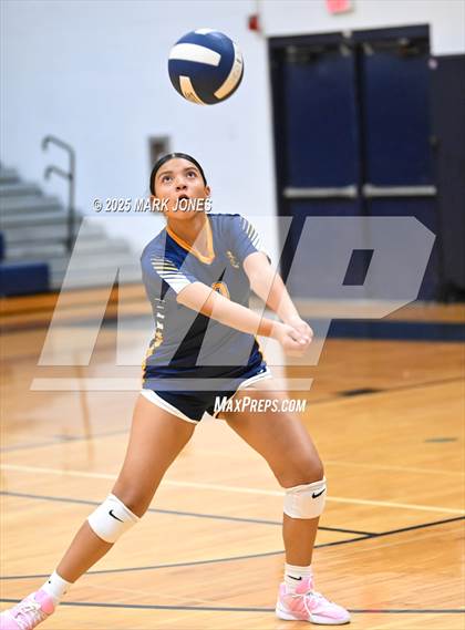 Thumbnail 2 in JV: Bourgade Catholic vs. Gilbert Christian photogallery.