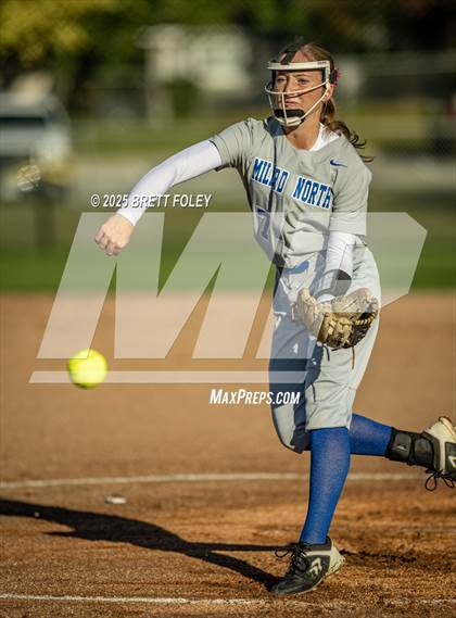 Thumbnail 3 in Millard North vs. Lincoln Southeast photogallery.