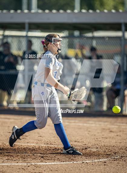 Thumbnail 3 in Millard North vs. Lincoln Southeast photogallery.
